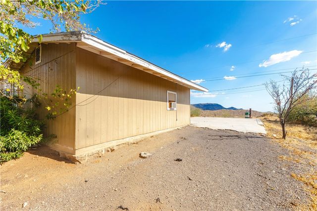 3430 W Chea Drive, Golden Valley, AZ 86413