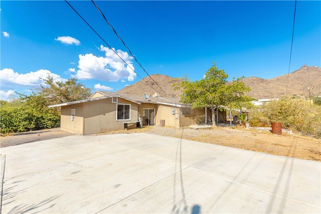 3430 W Chea Drive, Golden Valley, AZ 86413