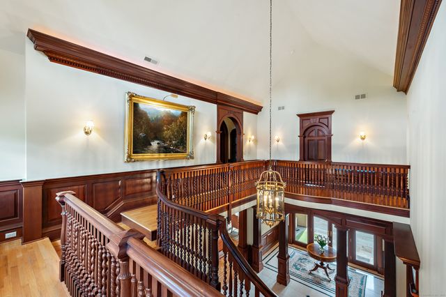 61 High Ridge Avenue, Ridgefield, CT 06877