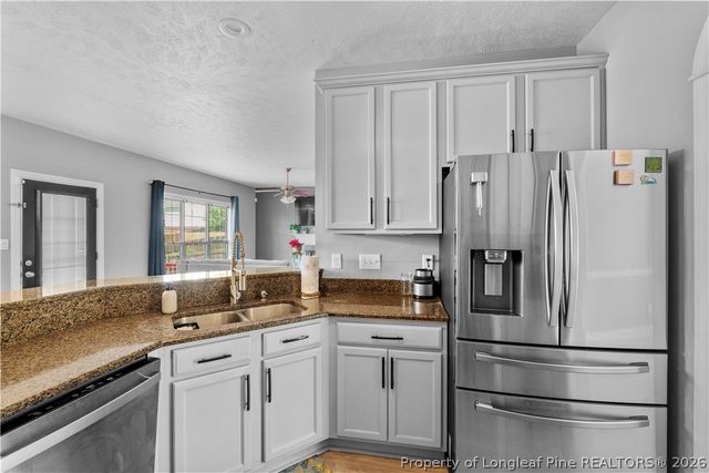 3932 Hunting Path Drive, Hope Mills, NC 28348