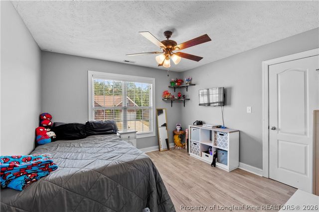 3932 Hunting Path Drive, Hope Mills, NC 28348