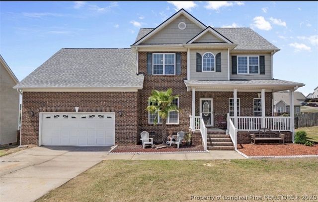 3932 Hunting Path Drive, Hope Mills, NC 28348