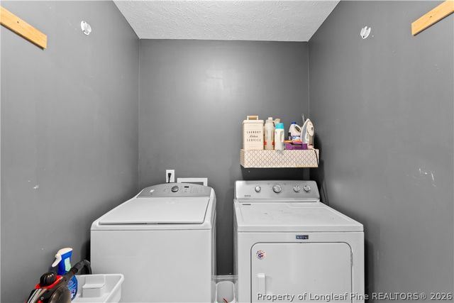 3932 Hunting Path Drive, Hope Mills, NC 28348