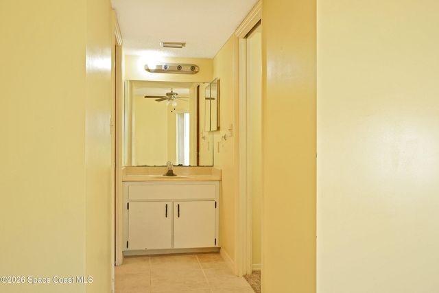 220 S 5th Street 205, Cocoa Beach, FL 32931