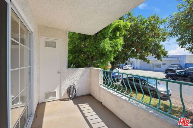 1335 Newport Avenue 104, Long Beach, CA 90804