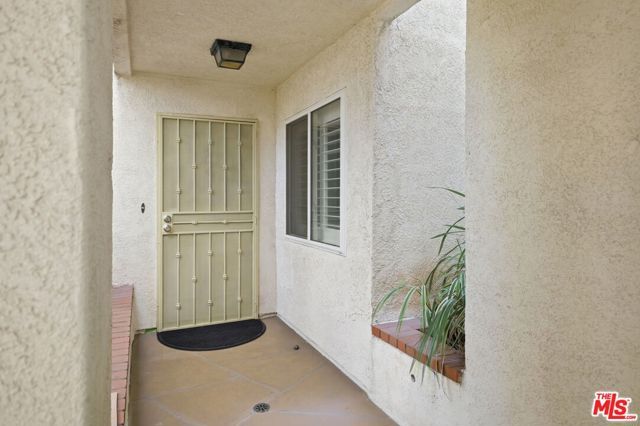 1335 Newport Avenue 104, Long Beach, CA 90804