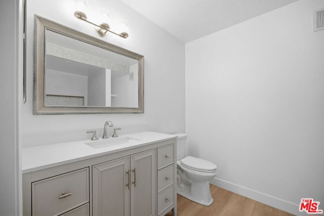 1335 Newport Avenue 104, Long Beach, CA 90804