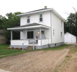 905 Cooper Avenue, Kalamazoo, MI 49048