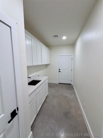 11908 Maximus, Kingston, OK 73439