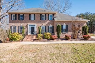 1096 Walkers Crossing Drive, Forest, VA 24551
