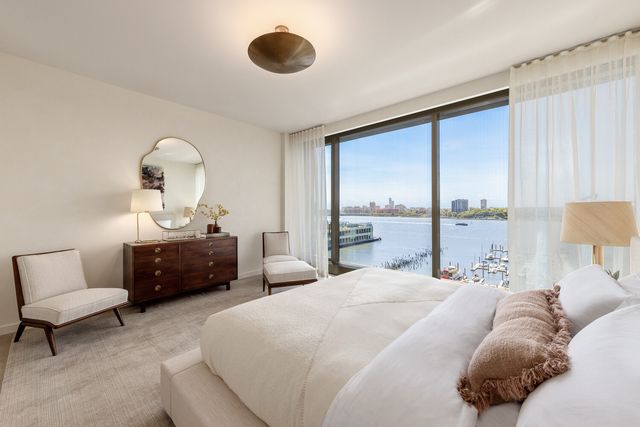 500 W 18TH Street WEST_21C, New York City, NY 10011