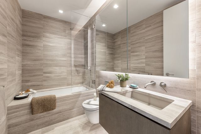 500 W 18TH Street WEST_21C, New York City, NY 10011