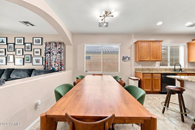 16999 W MAGNOLIA Street, Goodyear, AZ 85338