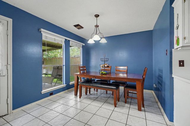 4611 Nations Drive, Pasadena, TX 77505