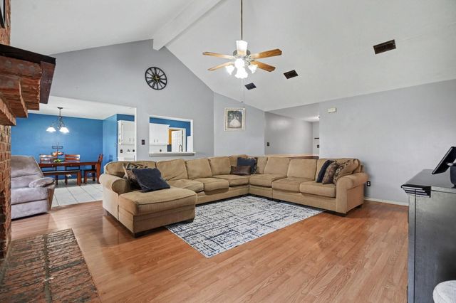 4611 Nations Drive, Pasadena, TX 77505
