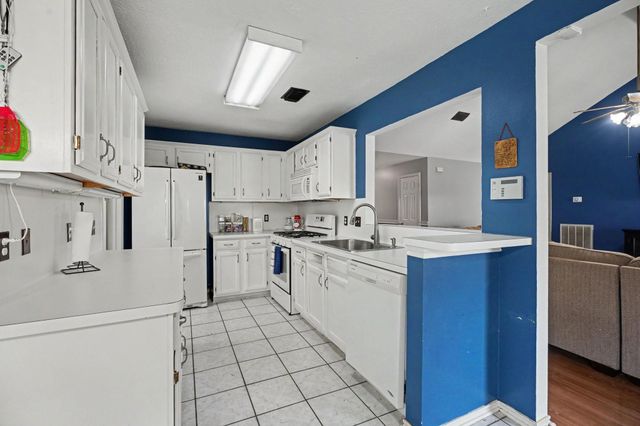 4611 Nations Drive, Pasadena, TX 77505