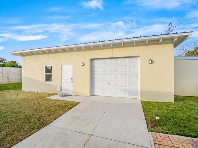 222 Rosa L Jones Drive, Cocoa, FL 32922