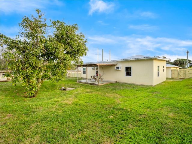 222 Rosa L Jones Drive, Cocoa, FL 32922