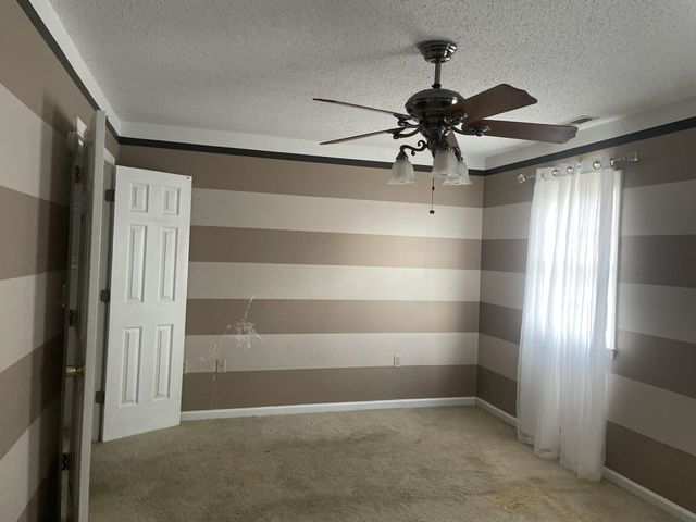 112 ARROWHEAD LN, Stuarts Draft, VA 24477
