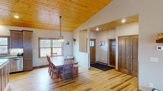 N16040 County Road K, Galesville, WI 54630