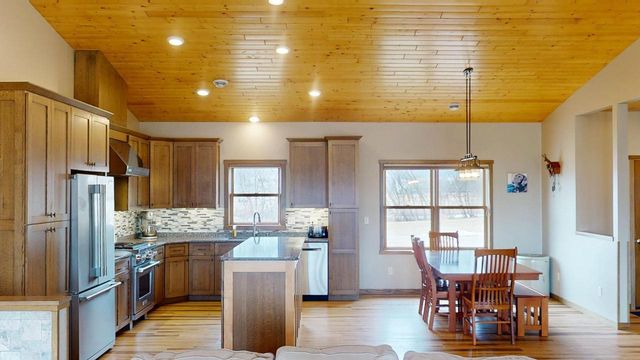 N16040 County Road K, Galesville, WI 54630