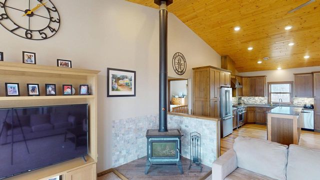 N16040 County Road K, Galesville, WI 54630
