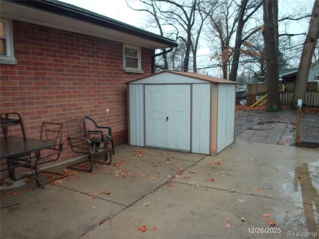 4656 Toepfer Road, Warren, MI 48091