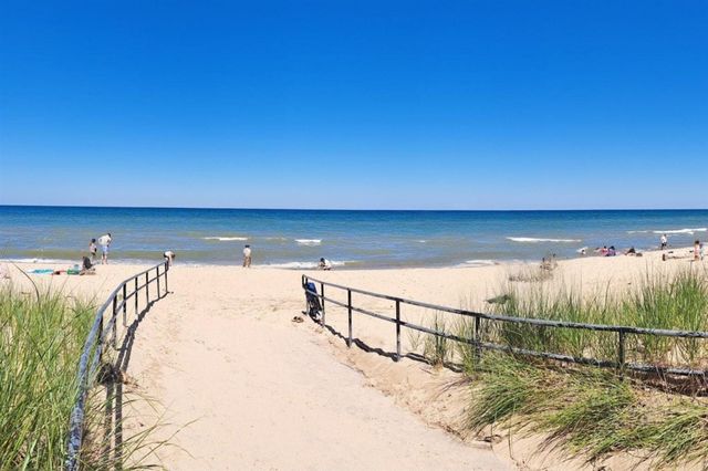 19138 77th Street, South Haven, MI 49090