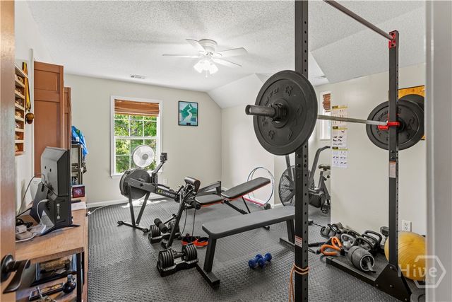 315 Jeanies Road, Hinesville, GA 31313