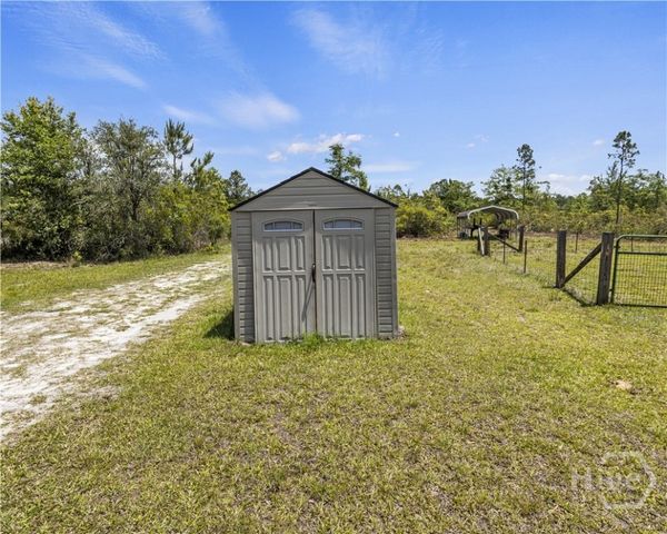 315 Jeanies Road, Hinesville, GA 31313