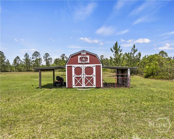 315 Jeanies Road, Hinesville, GA 31313