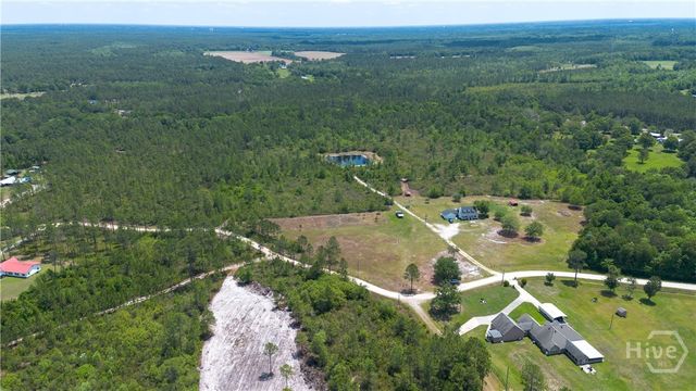 315 Jeanies Road, Hinesville, GA 31313