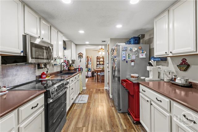 315 Jeanies Road, Hinesville, GA 31313
