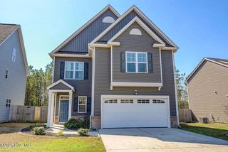 405 Pebble Shore Drive, Sneads Ferry, NC 28460