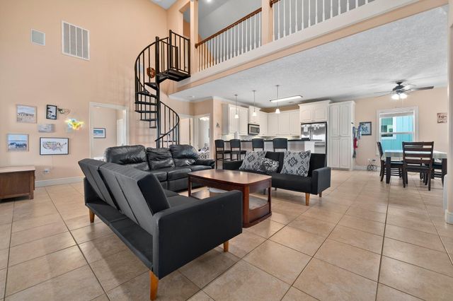 970 Bolivar Dunes Boulevard, Gilchrist, TX 77617