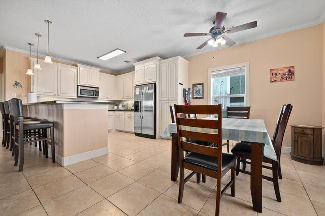 970 Bolivar Dunes Boulevard, Gilchrist, TX 77617