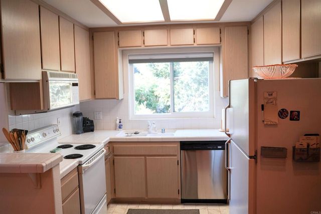 3644 3rd Avenue 5, San Diego, CA 92103