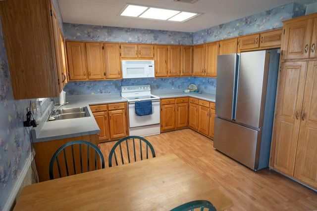 1304 County Road 202, Sargent, TX 77414
