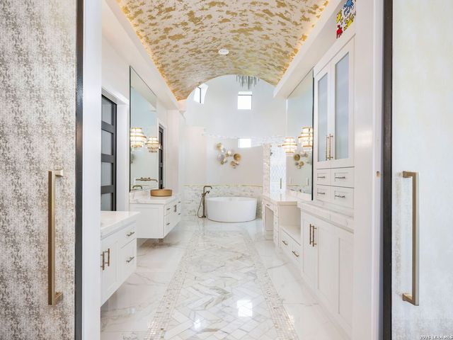 23 Grand Terrace, San Antonio, TX 78257