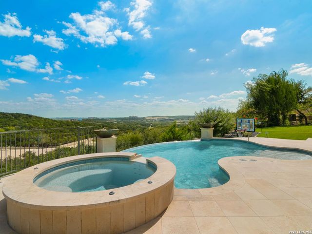 23 Grand Terrace, San Antonio, TX 78257