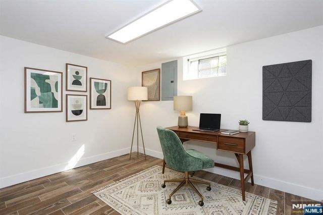 20 Dojean Court, Bergenfield, NJ 07621