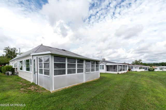 37 Watkins Road, Brick, NJ 08724