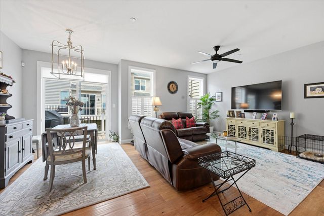 12 LILA LN, Downingtown, PA 19335