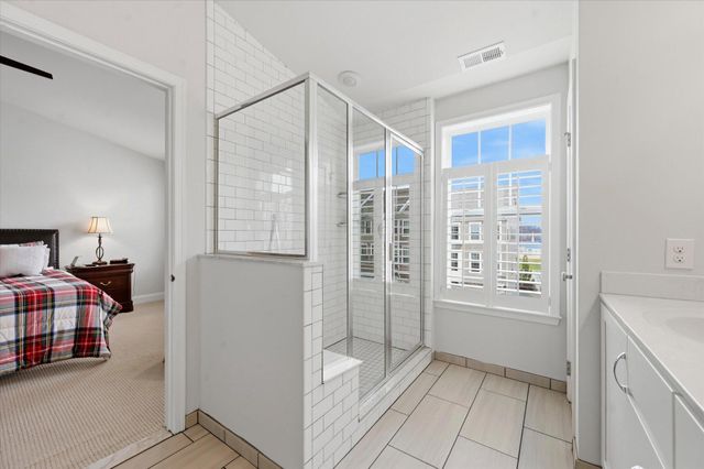 12 LILA LN, Downingtown, PA 19335