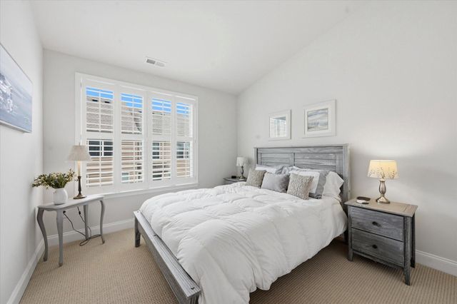 12 LILA LN, Downingtown, PA 19335