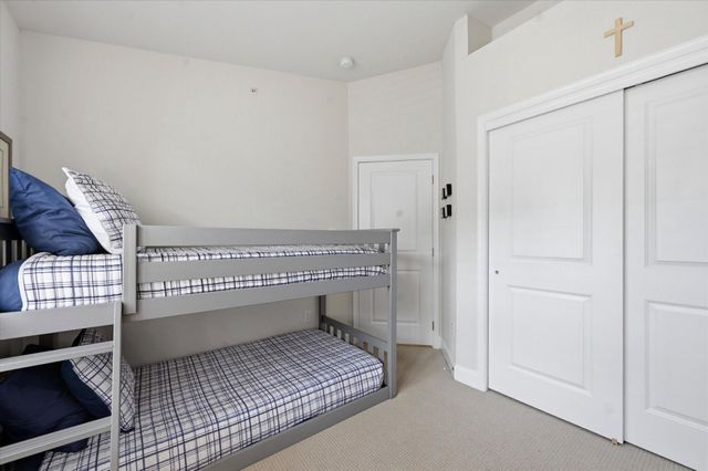 12 LILA LN, Downingtown, PA 19335