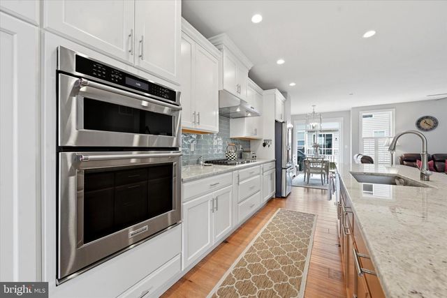 12 LILA LN, Downingtown, PA 19335