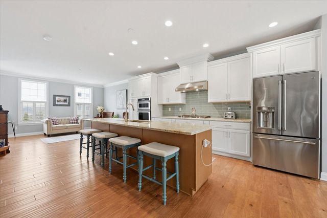 12 LILA LN, Downingtown, PA 19335