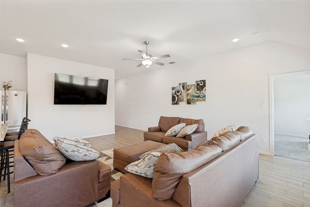1425 Bellaire Street, Celina, TX 75009