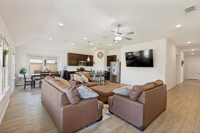 1425 Bellaire Street, Celina, TX 75009